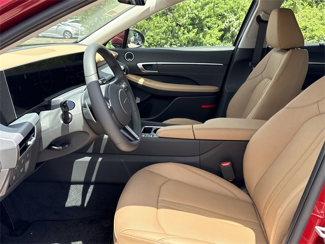 2025 Hyundai Sonata Hybrid Limited - 10