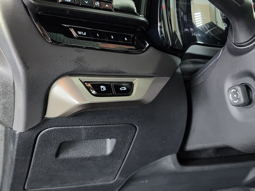 Thumbnail: 2025 Lexus RX - 14