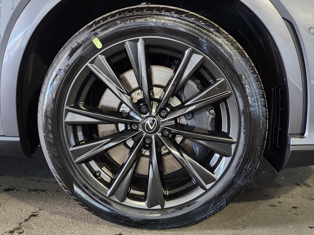 Thumbnail: 2025 Lexus RX - 4