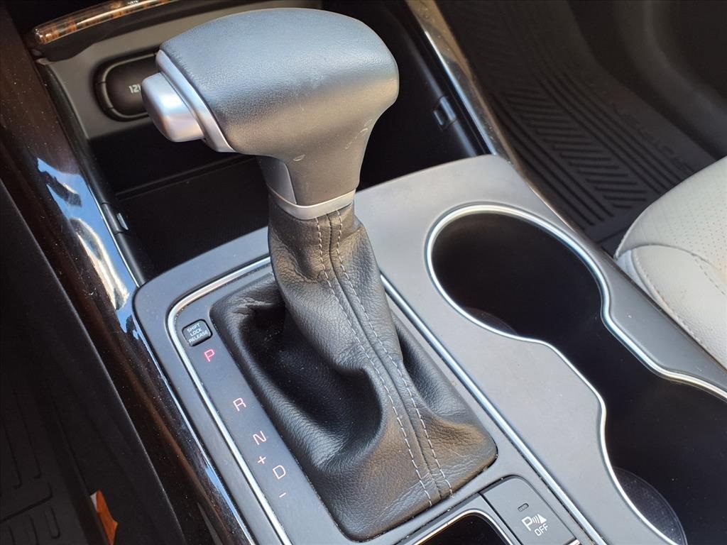 2020 Kia Sorento EX White at Shottenkirk Kia Fort Bend