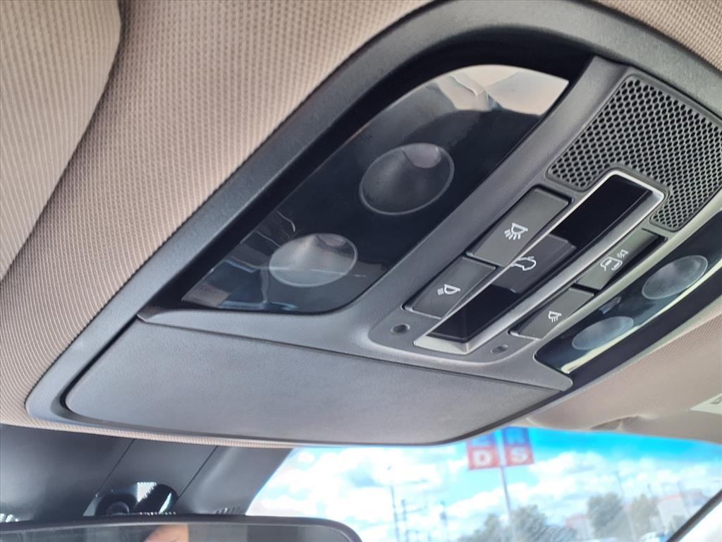 2020 Kia Sorento EX White at Shottenkirk Kia Fort Bend