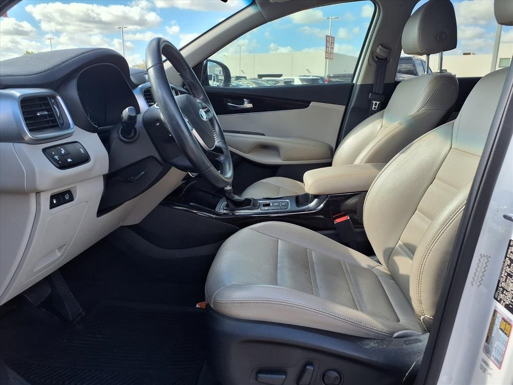2020 Kia Sorento EX White at Shottenkirk Kia Fort Bend