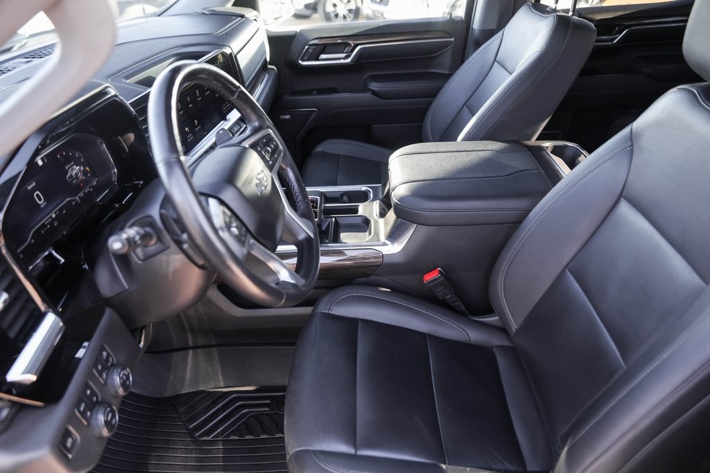 Used Car 2023 Chevrolet Silverado 1500  Lt Trail Boss For Sale Under $50,000 In Austin, Texas