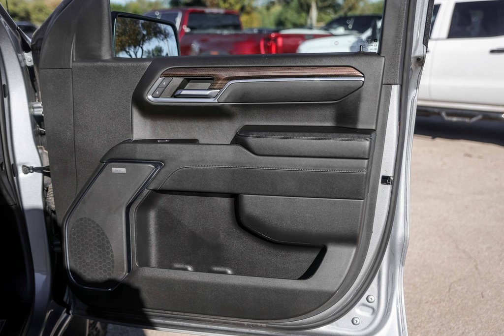 Used Car 2023 Chevrolet Silverado 1500  Lt Trail Boss For Sale Under $50,000 In Austin, Texas