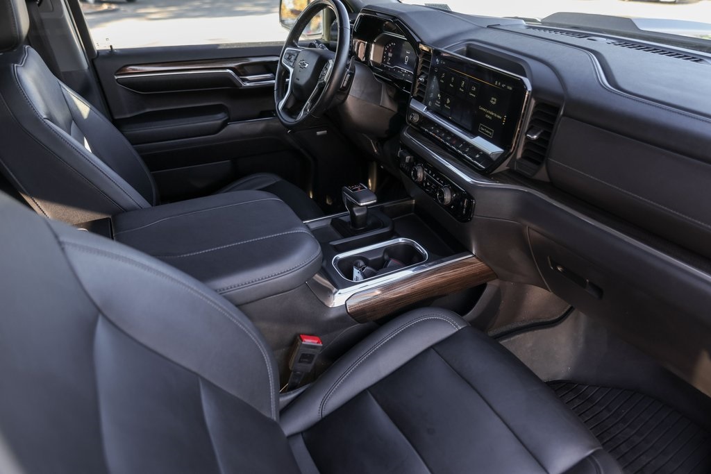 Used Car 2023 Chevrolet Silverado 1500  Lt Trail Boss For Sale Under $50,000 In Austin, Texas