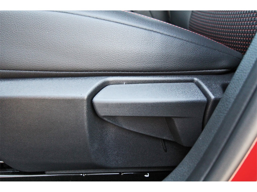 2025 Nissan Kicks SR Red at Bravo Nissan