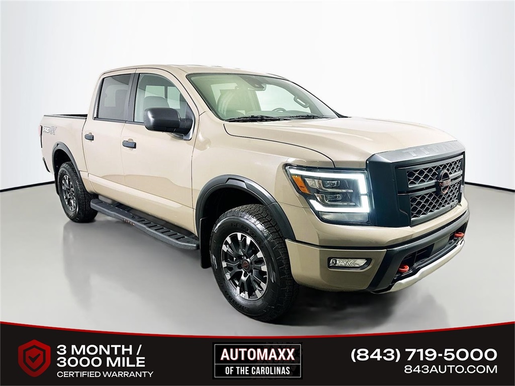 2024 Nissan Titan PRO-4X Crew Cab 4WD