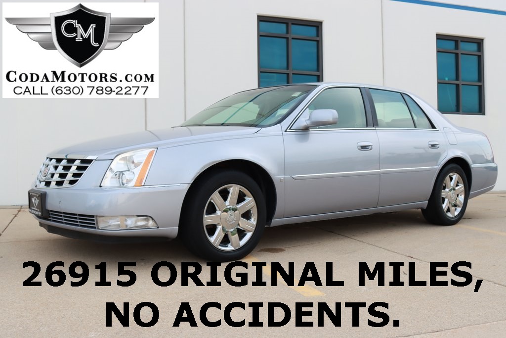 2006 Cadillac DTS Base's photo