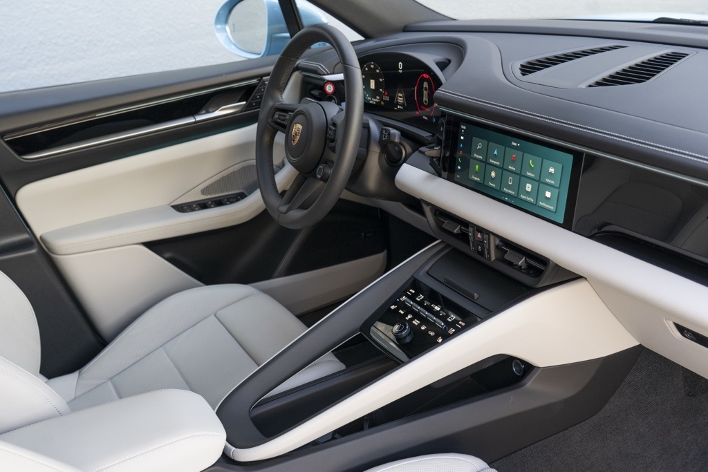 2025 Porsche Macan Electric 4S - Photo 33