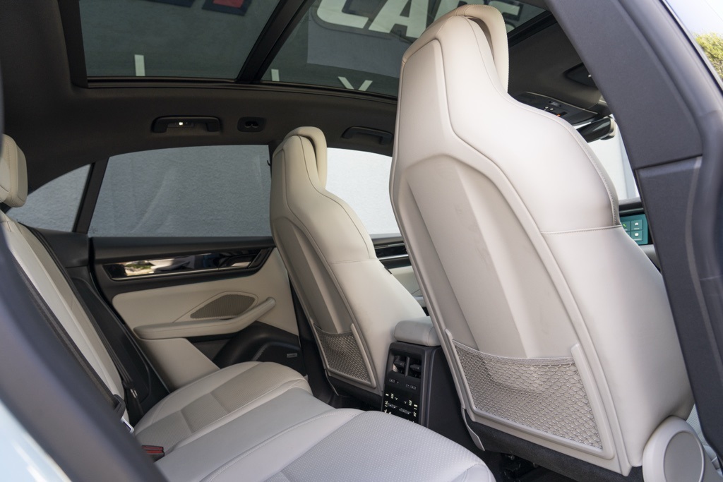 2025 Porsche Macan Electric 4S - Photo 41