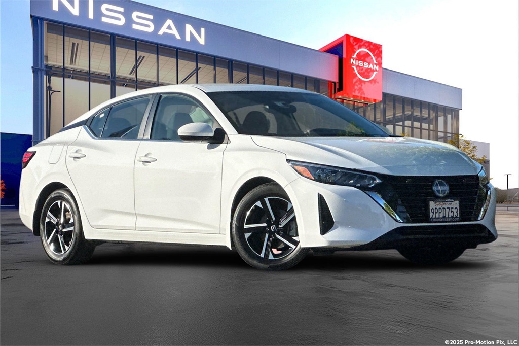 2025 Nissan Sentra SV's photo