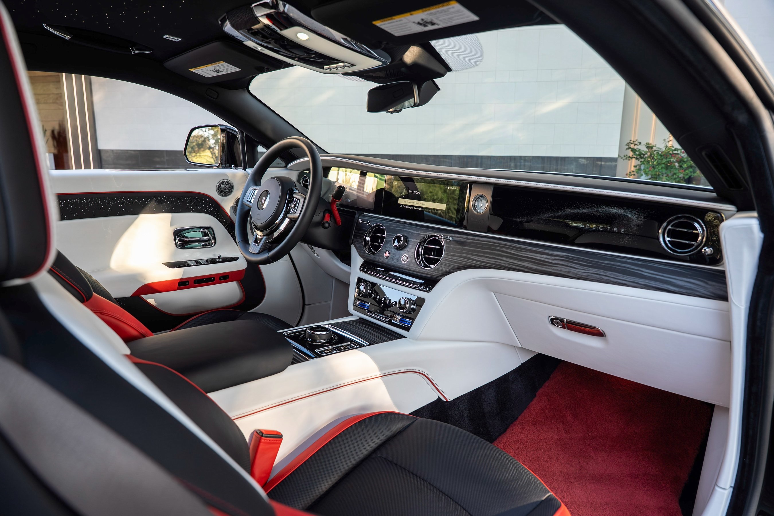 Used 2025 Rolls-Royce Spectre Base with VIN SCATK2C01SU228008 for sale in The Woodlands, TX