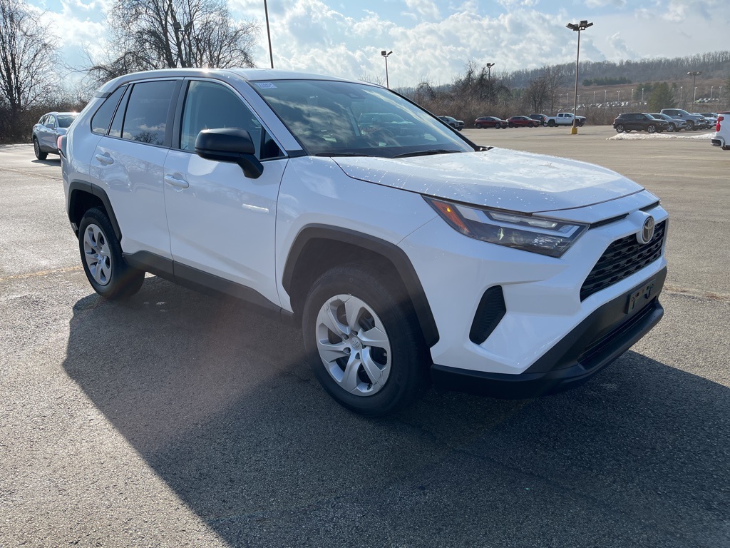 2025 Toyota RAV4 LE AWD
