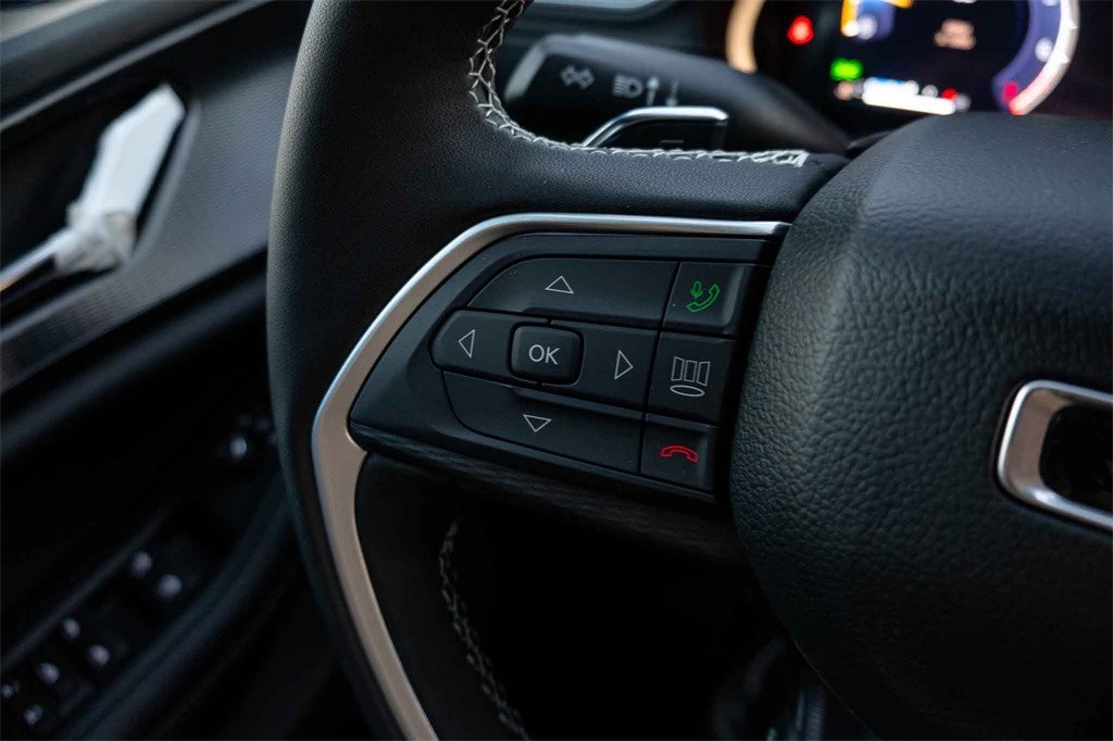 New Car 2025 Jeep Grand Cherokee  Altitude For Sale Under $40,000 In San Marcos, Texas