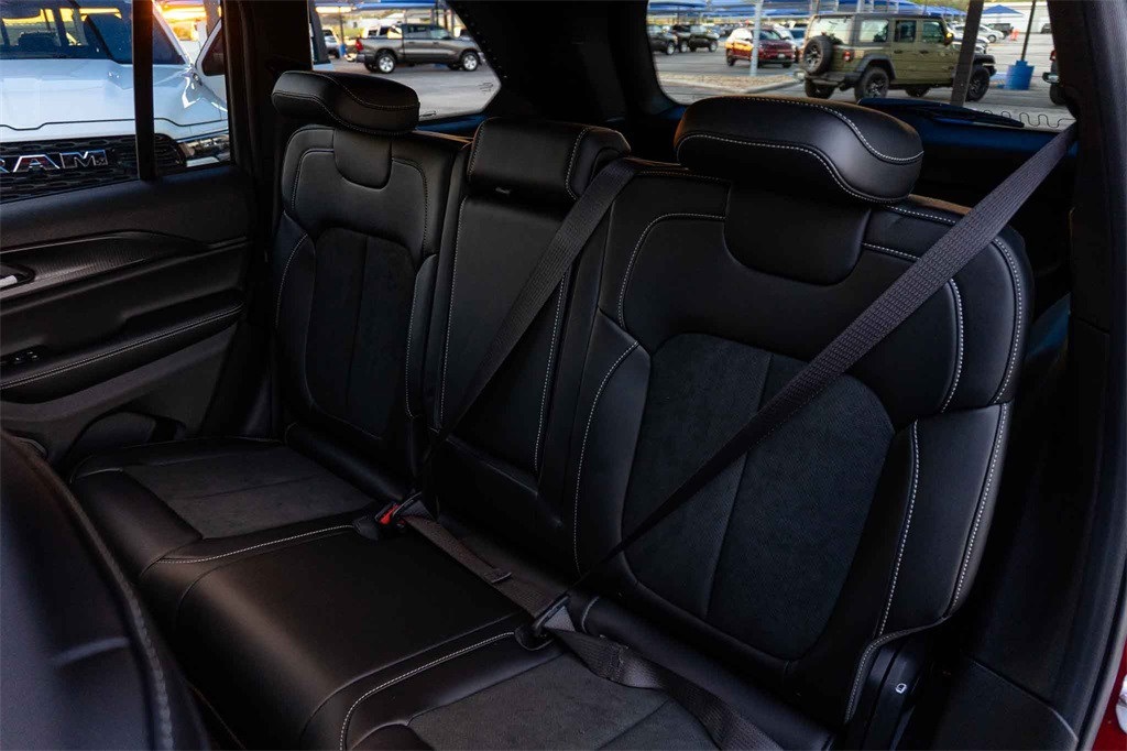 New Car 2025 Jeep Grand Cherokee  Altitude For Sale Under $40,000 In San Marcos, Texas