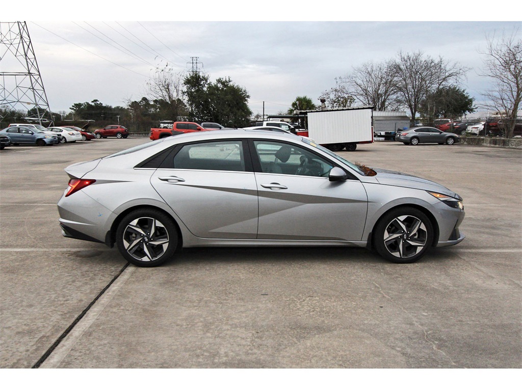 2022 Hyundai Elantra SEL Silver at Emmons Autoplex