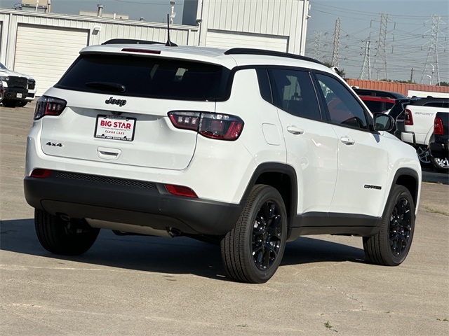 2026 Jeep Compass Latitude White/off-white at Victoria Chrysler Dodge Jeep Ram