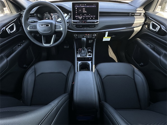 2026 Jeep Compass Latitude White/off-white at Victoria Chrysler Dodge Jeep Ram