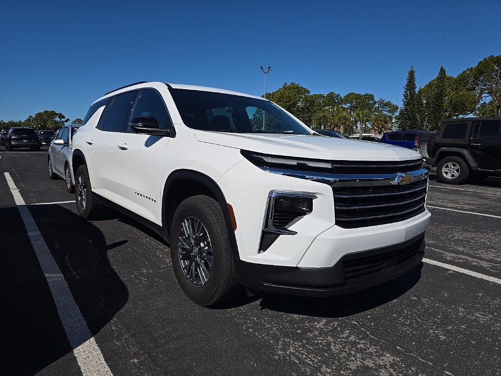 2024 Chevrolet Traverse LT FWD