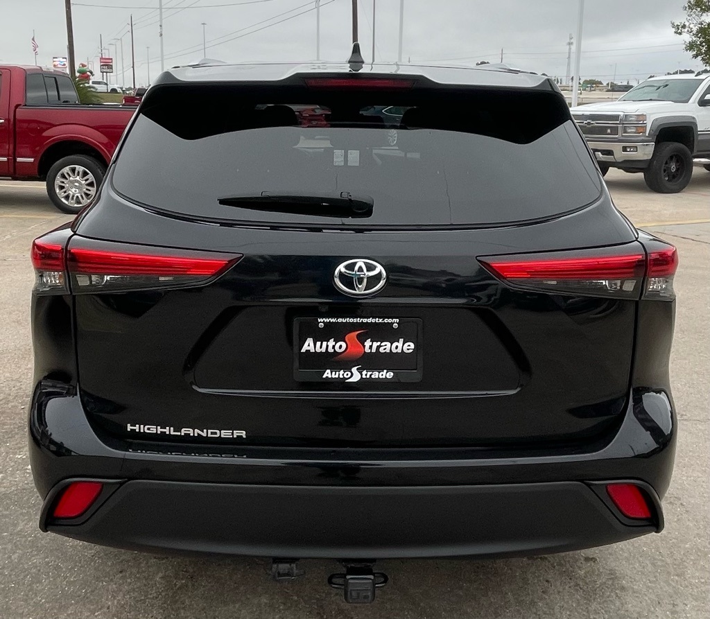 2020 Toyota Highlander XLE Black at Classic Elite Chevrolet Sugar Land
