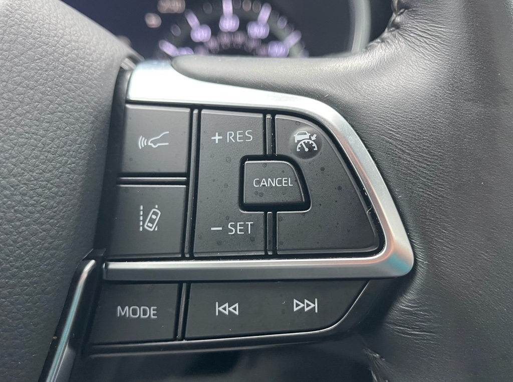 2020 Toyota Highlander XLE Black at Classic Elite Chevrolet Sugar Land