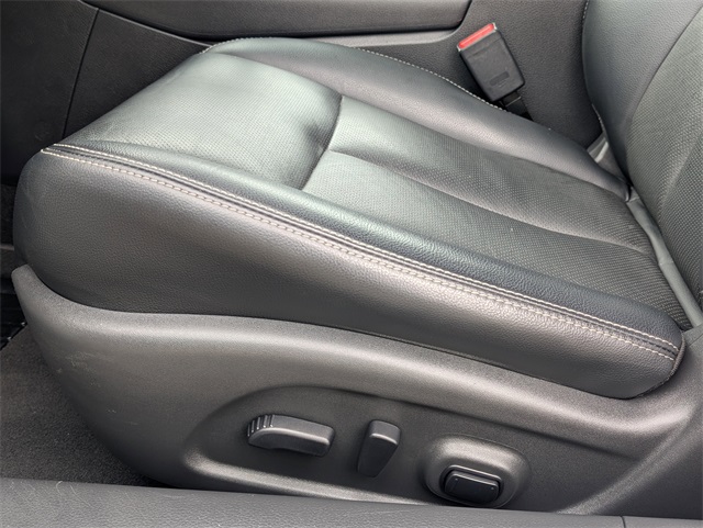 2017 Nissan Altima 2.5 SL White at Emmons Autoplex