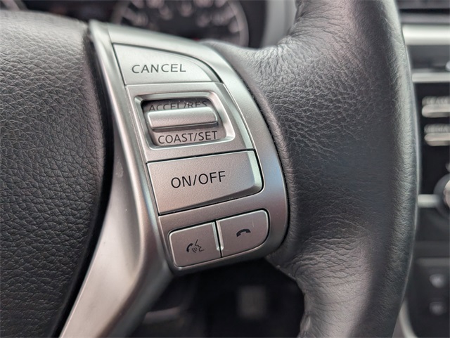 2017 Nissan Altima 2.5 SL White at Emmons Autoplex