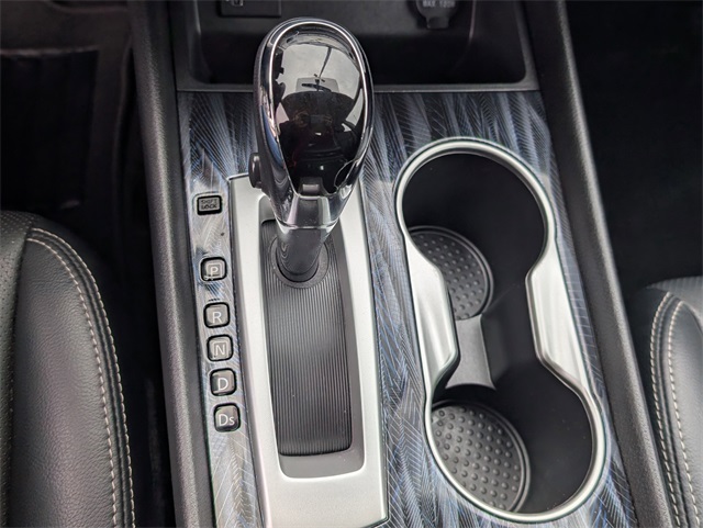 2017 Nissan Altima 2.5 SL White at Emmons Autoplex