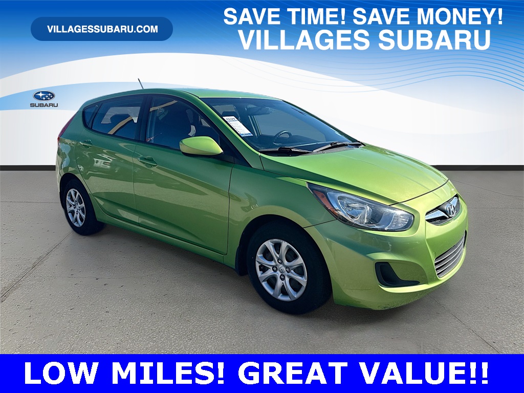 2014 Hyundai Accent GS 4-Door Hatchback FWD