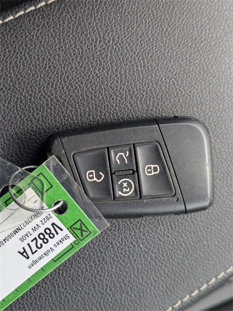 2022 Volkswagen Taos 1.5T SE Black at Stokes Volkswagen