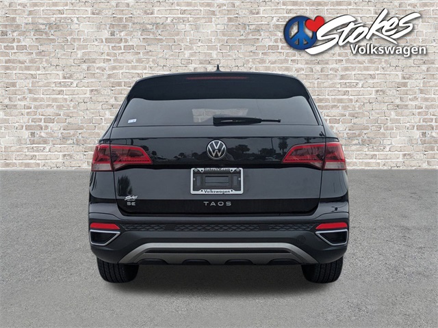 2022 Volkswagen Taos 1.5T SE Black at Stokes Volkswagen