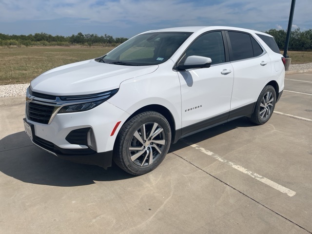 2022 Chevrolet Equinox LT photo 2