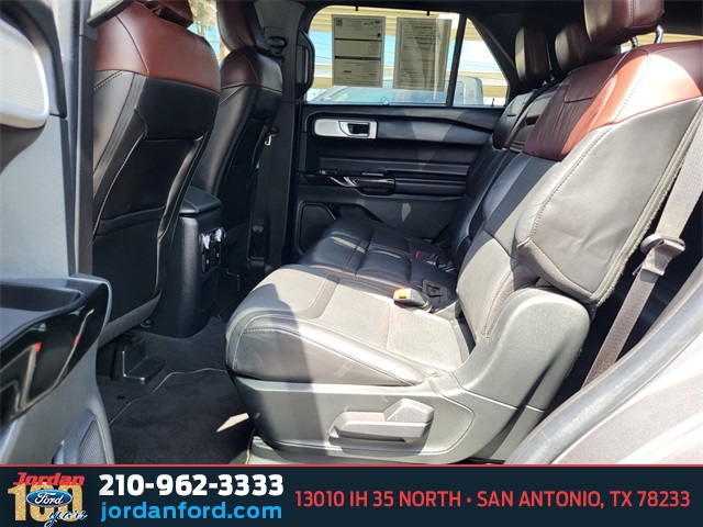 Used Car 2021 Ford Explorer  Platinum For Sale Under $35,000 In San Antonio, Texas
