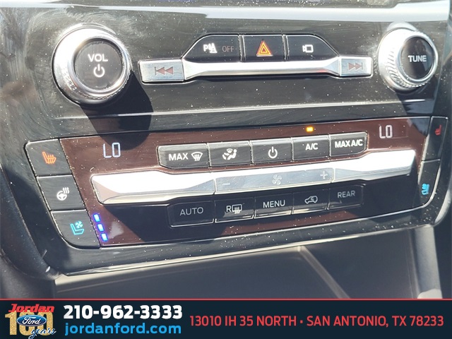Used Car 2021 Ford Explorer  Platinum For Sale Under $35,000 In San Antonio, Texas