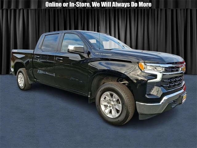 2025 Chevrolet Silverado 1500 LT Crew Cab 4WD
