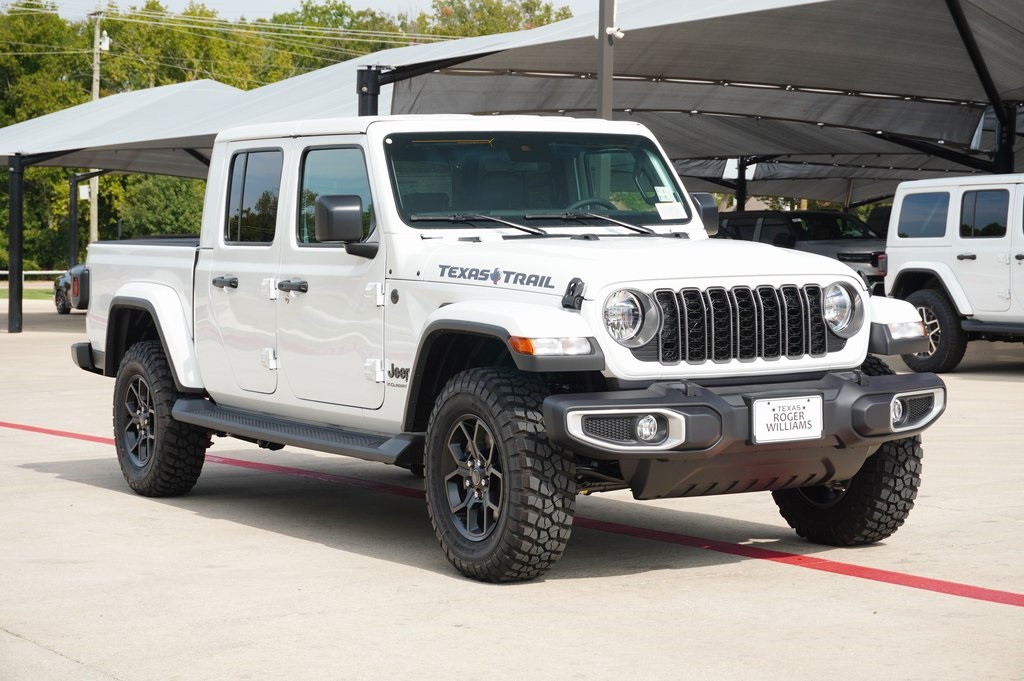 New Car 2025 Jeep Gladiator  Sport For Sale Under $50,000 In Weatherford, Texas