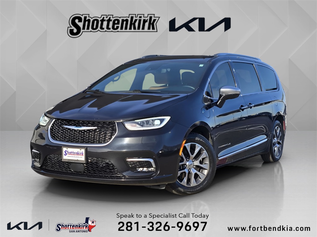 2021 Chrysler Pacifica Hybrid Pinnacle - 0