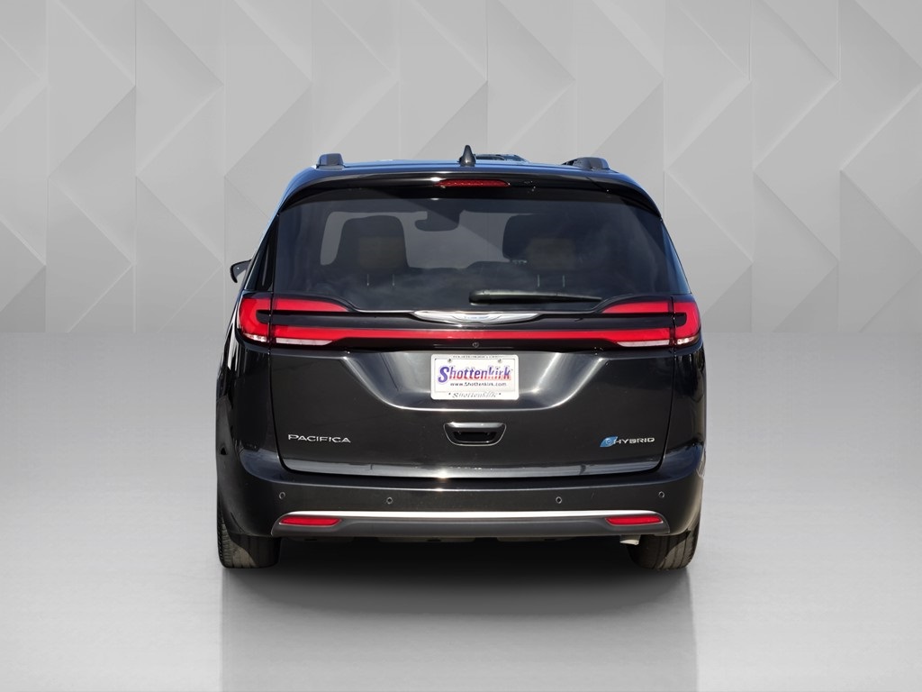 2021 Chrysler Pacifica Hybrid Pinnacle - 5