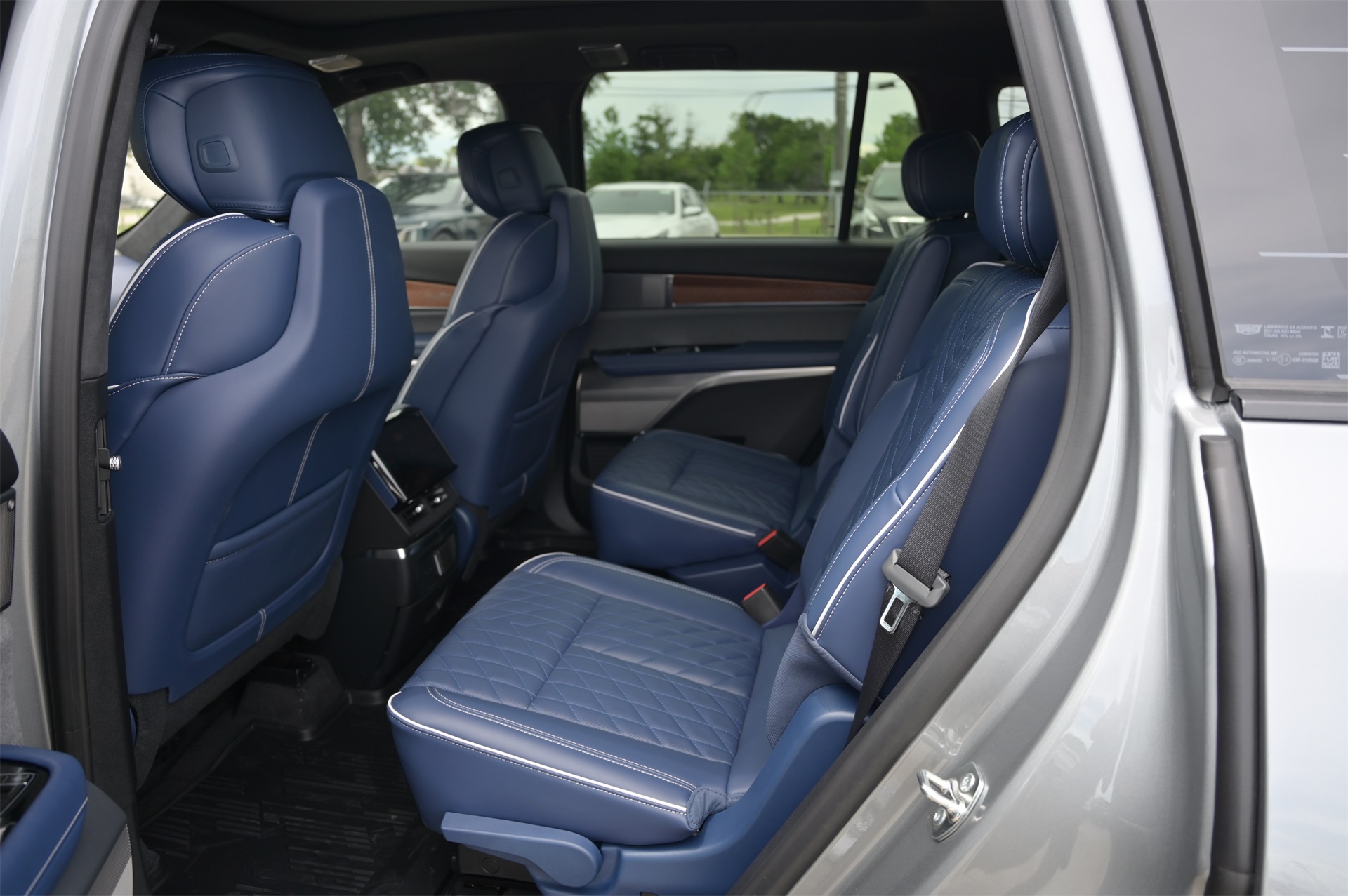 2026 Cadillac VISTIQ Premium Luxury Silver at Bayway Cadillac of The Woodlands