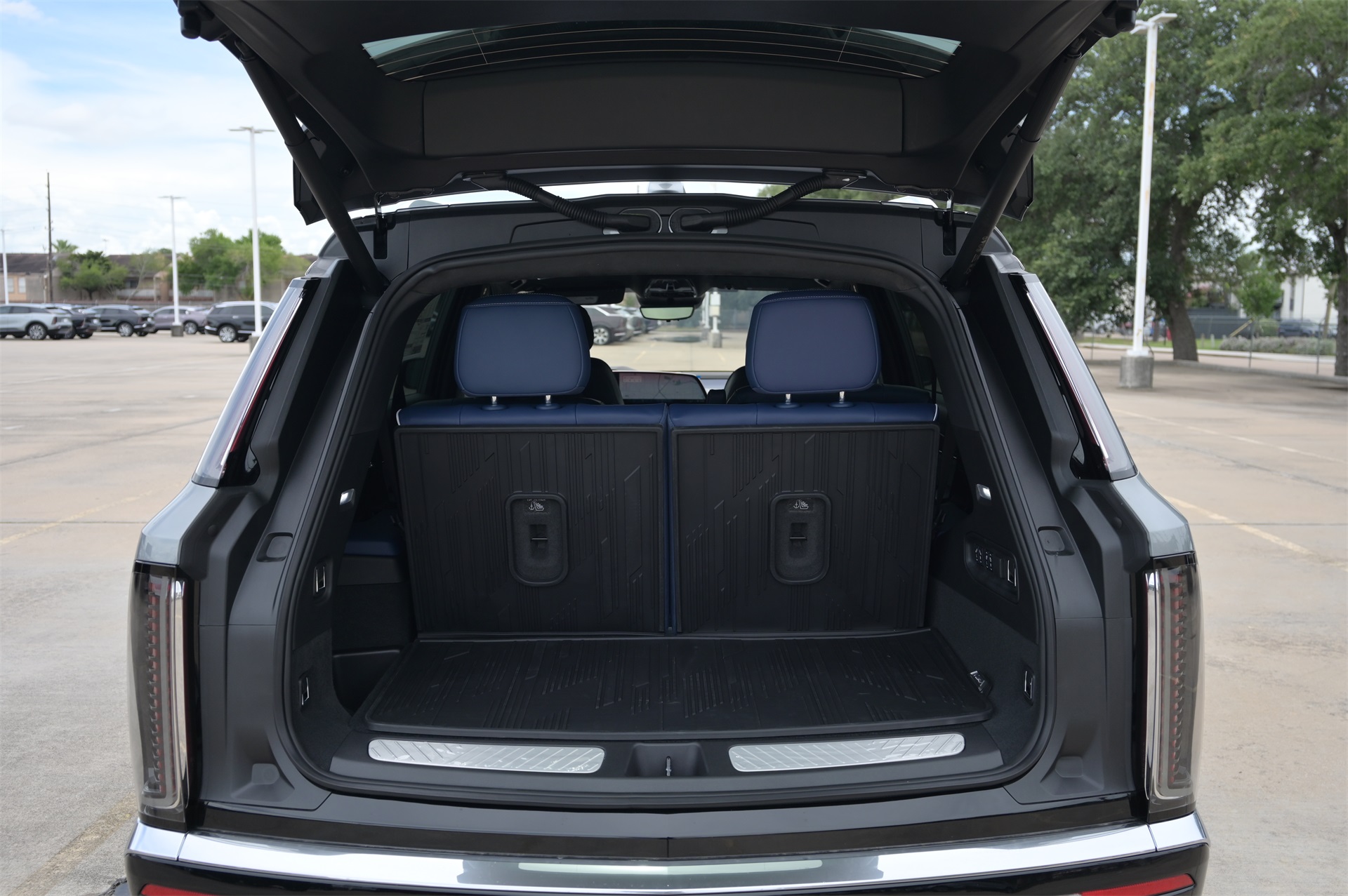 2026 Cadillac VISTIQ Premium Luxury Silver at Bayway Cadillac of The Woodlands