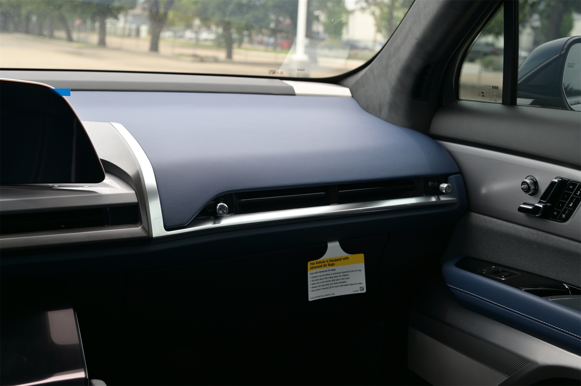 2026 Cadillac VISTIQ Premium Luxury Silver at Bayway Cadillac of The Woodlands