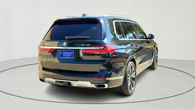 2021 BMW X7