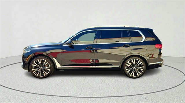 2021 BMW X7