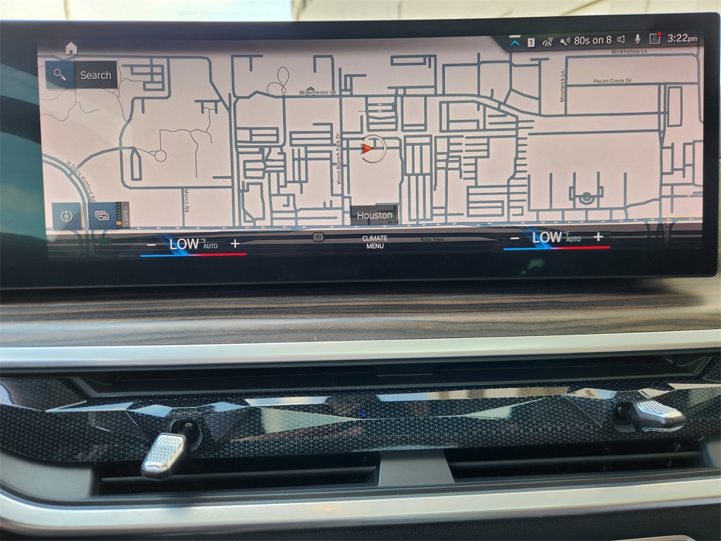 2023 BMW X7 xDrive40i White at Ultimate Motorsports