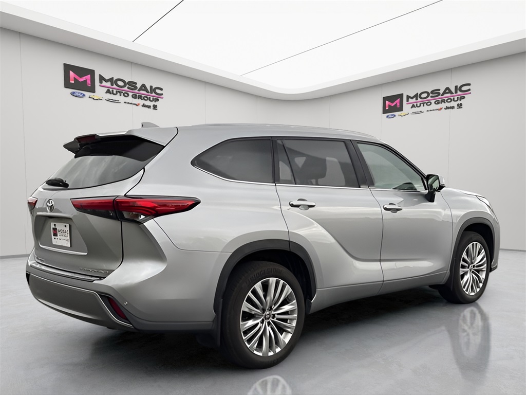 2023 Toyota Highlander