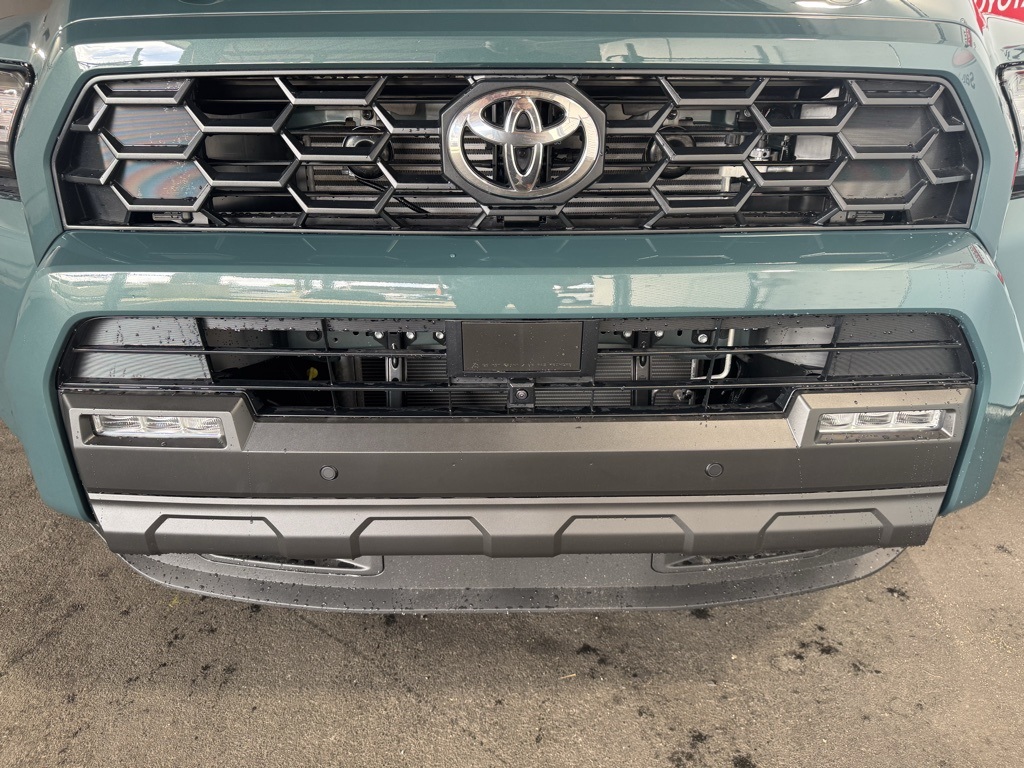 Thumbnail: 2025 Toyota 4Runner - 13