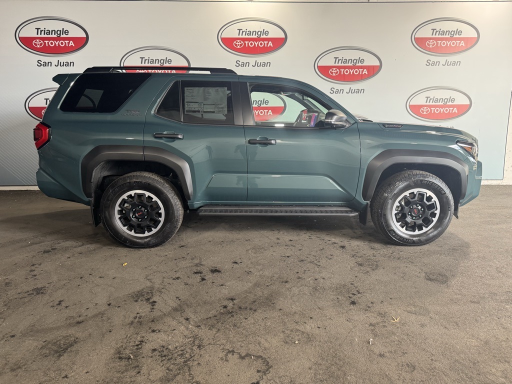 Thumbnail: 2025 Toyota 4Runner - 6