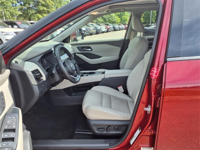 2022 Nissan Rogue SL photo 4