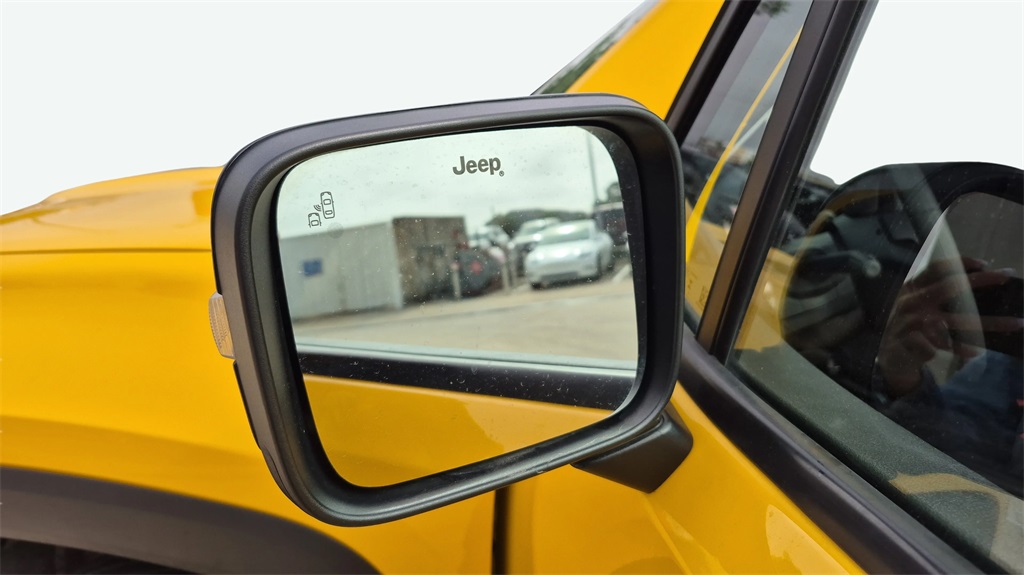 2023 Jeep Renegade UPLAND Yellow at AutoSavvy Houston Southwest