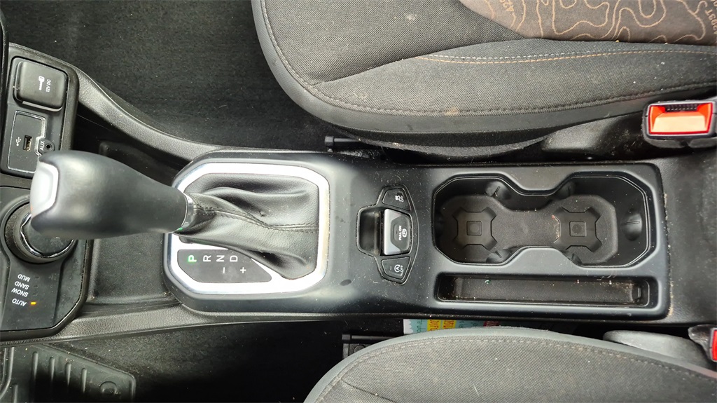 2023 Jeep Renegade UPLAND Yellow at AutoSavvy Houston Southwest